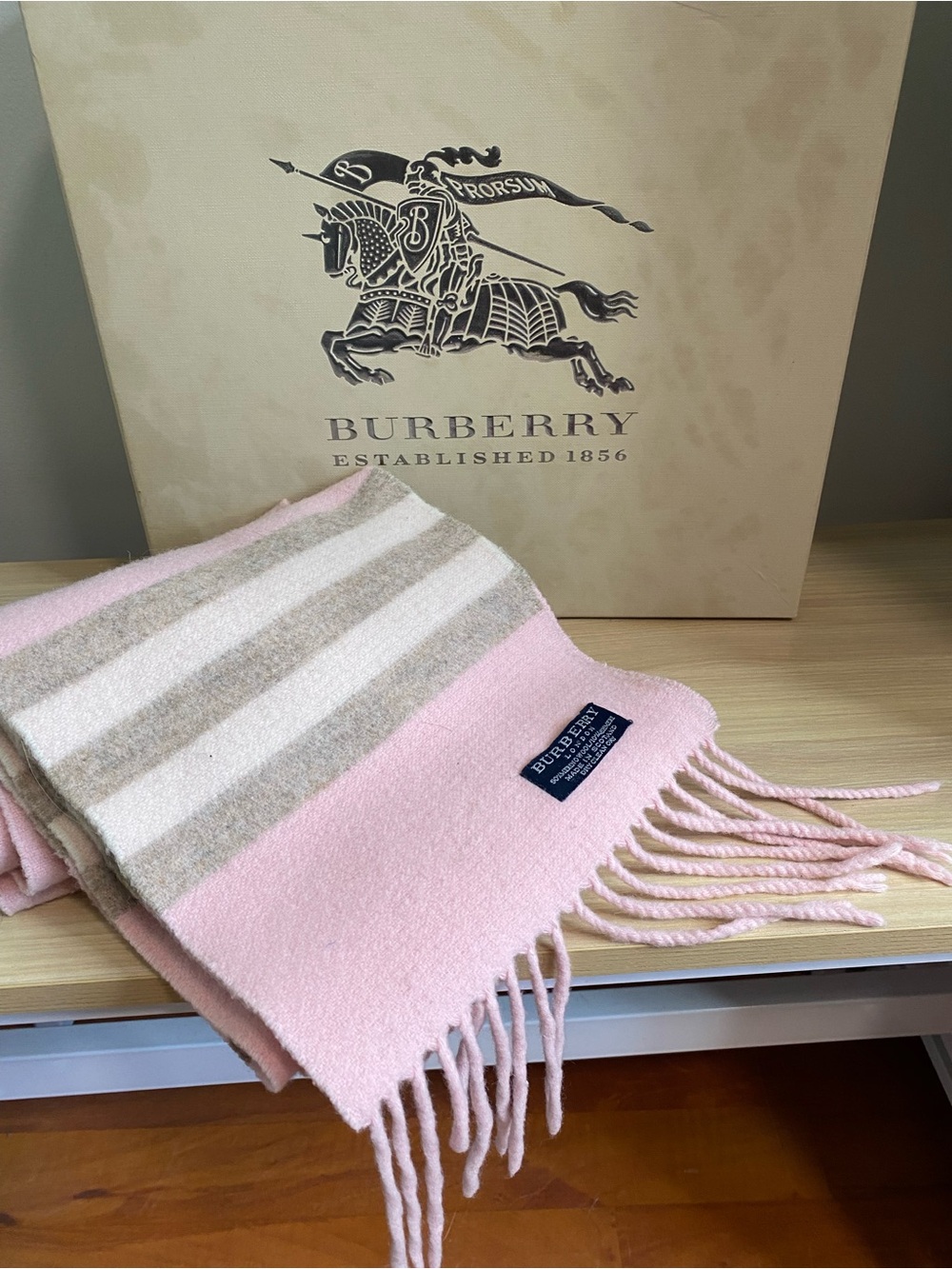 🛍️Burberry Rare Vintage Early 2000s Striped Scarf – Ultra-Soft Merino & Cashmere